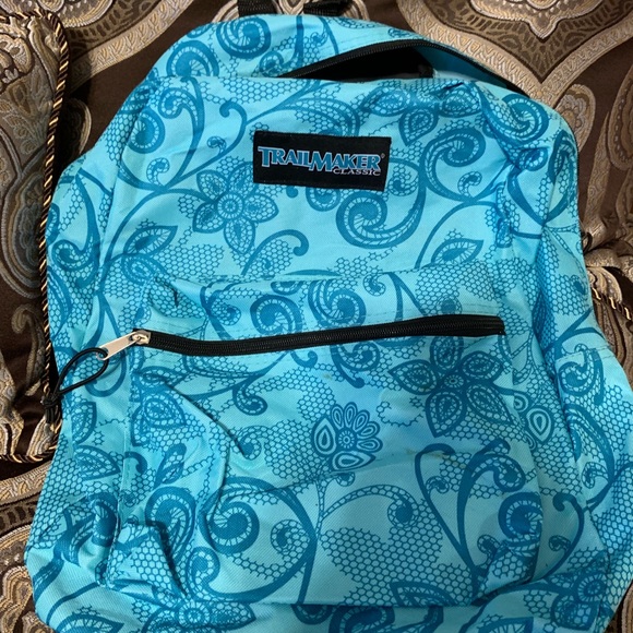 Backpack 🎒 like new - Picture 5 of 5